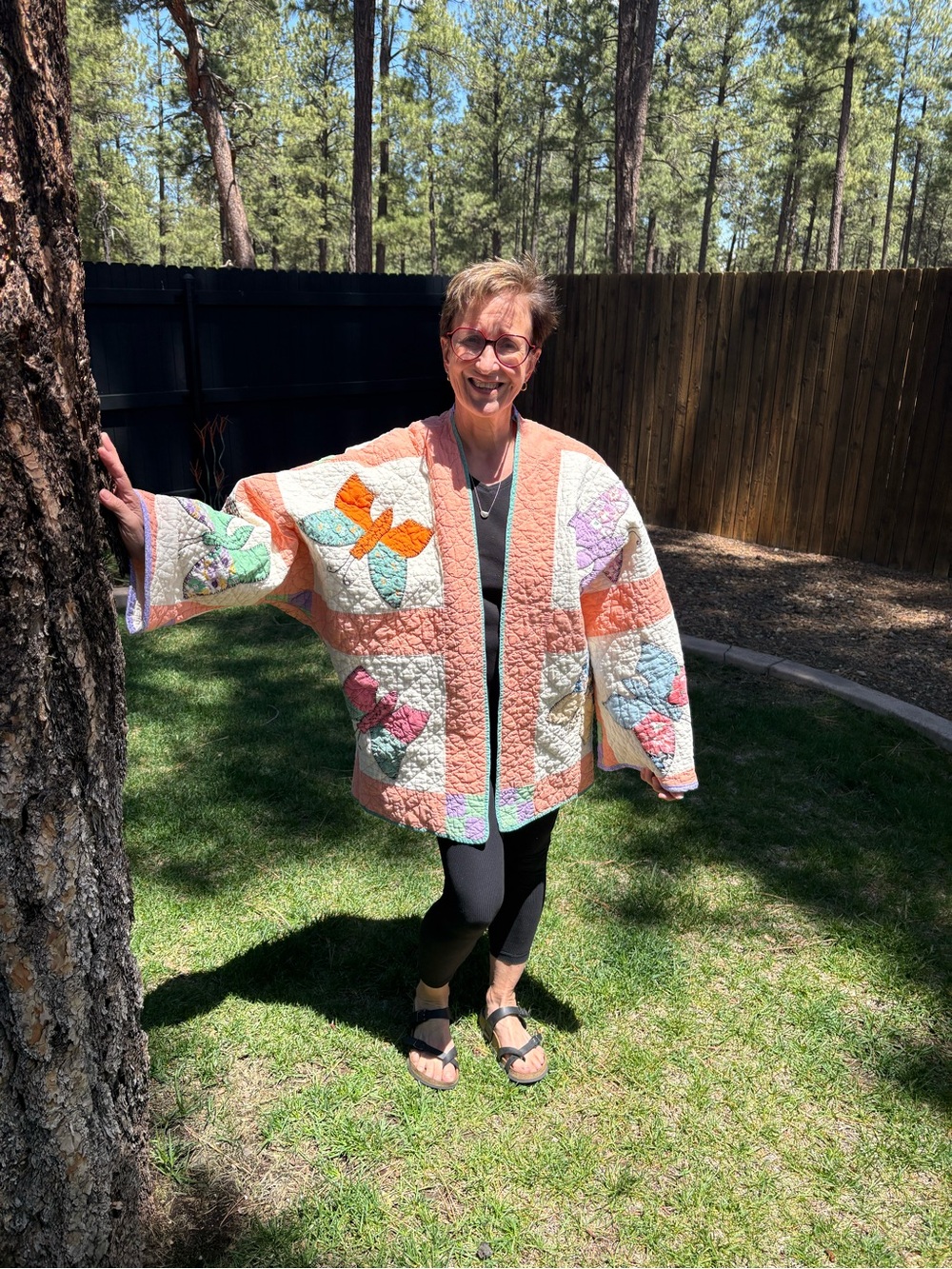 Vintage-Inspired Pink/Orange Butterfly Quilted Jacket - Picture 3 of 6